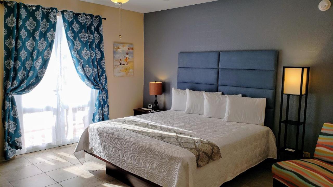 Combate Beach Resort Cabo Rojo Zewnętrze zdjęcie